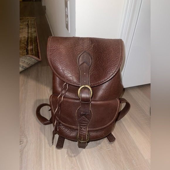 VINTAGE VILLAGE TANNERY LEATHER BACKPACK - Picture 2 of 5